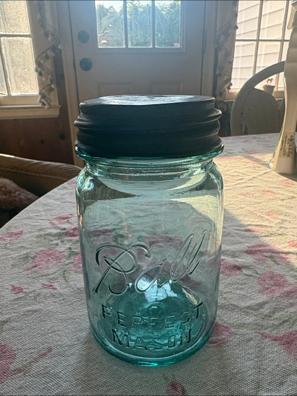 Vintage Blue Aqua Glass Ball Perfect Mason Jar Pint Size Zinc Lid 1910-1923